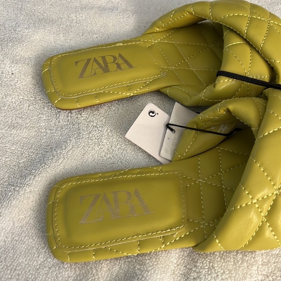 Zara ladies Sandals - Picture 4 of 5